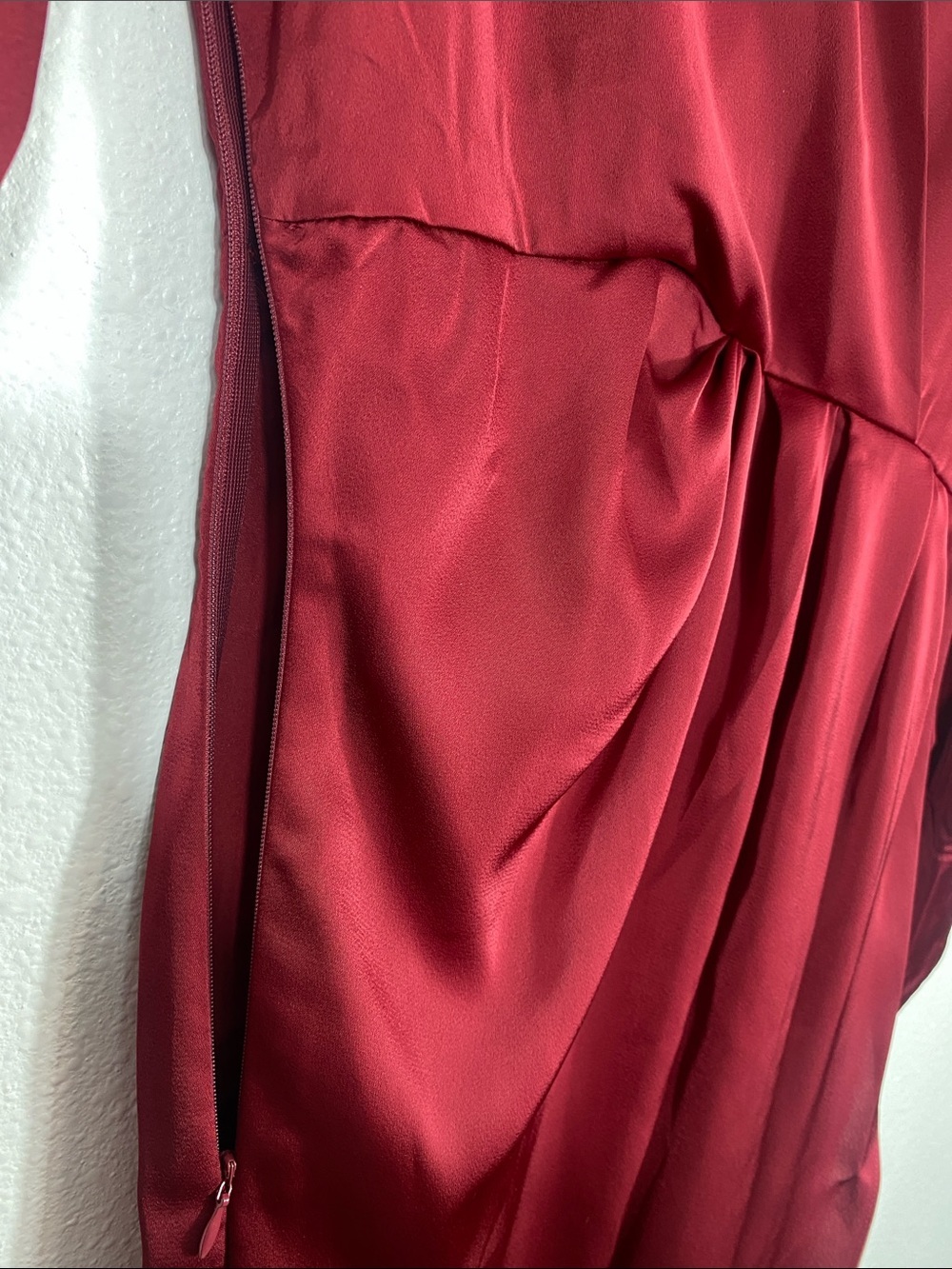 Vici Burgundy Satin Twist-Waist Midi Dress Size Xs - Picture 5 of 16